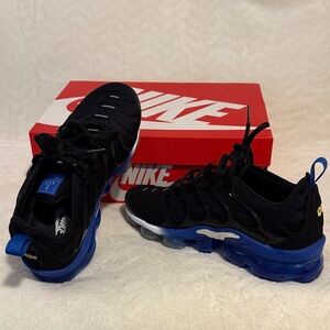 Black and Blue Vapor Max Plus